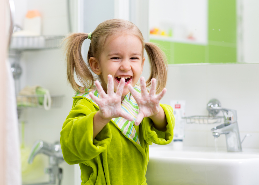 كيف يمكن تعليم الأطفال النظافة الشخصية؟