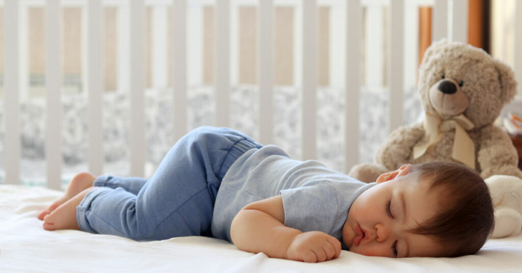 إليك طرق تساعد على نوم الطفل وأبرز المشروبات المساعدة